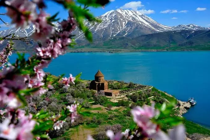 هتل های وان